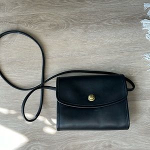 Vintage Black Coach Crossbody Purse - Black